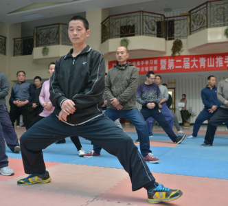 学员来庆文,步法训练,这姿势,国际范儿不是?