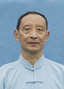 唐中萍，重庆大足人。2017年63岁